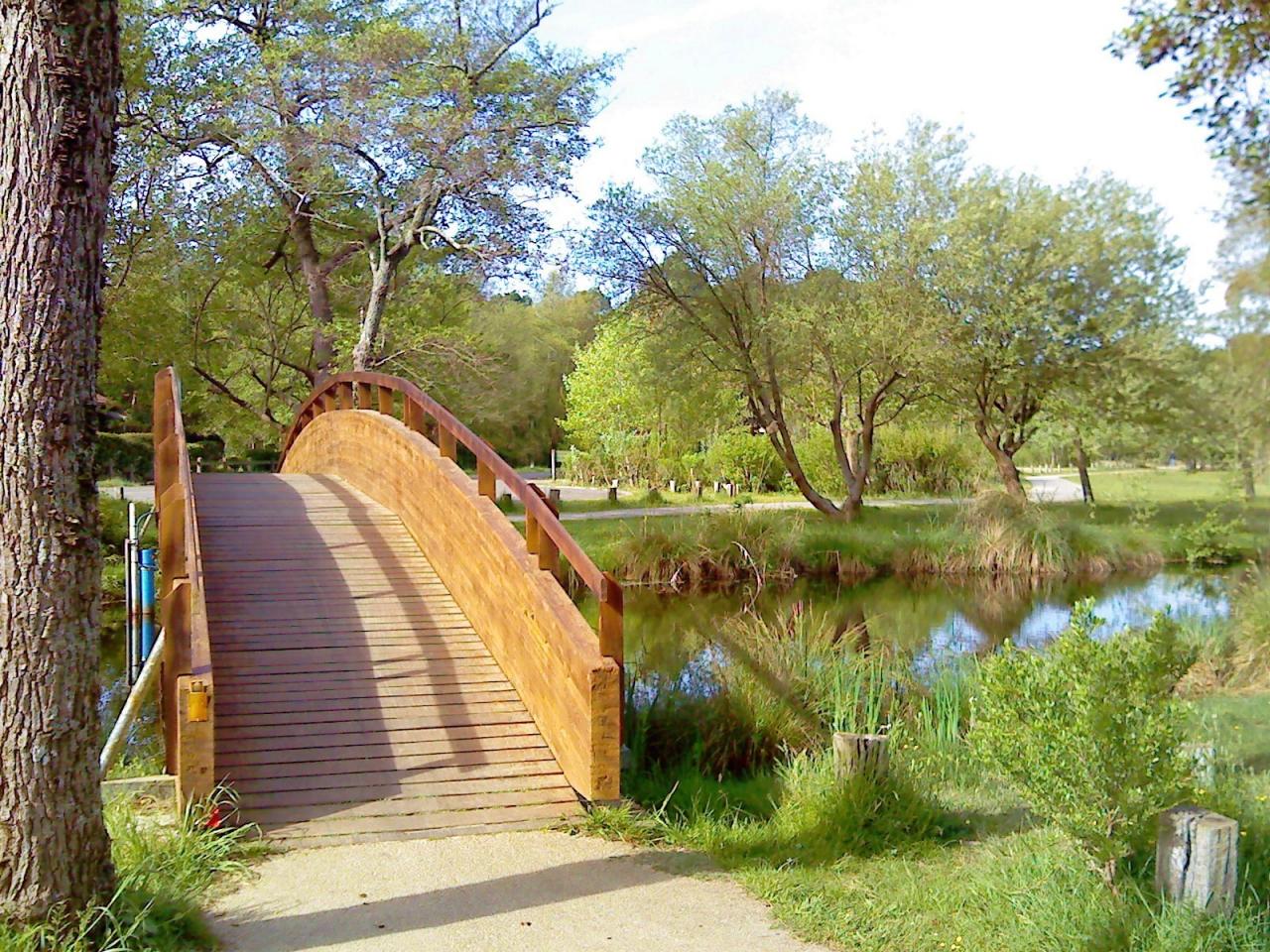 le petit pont de bois....